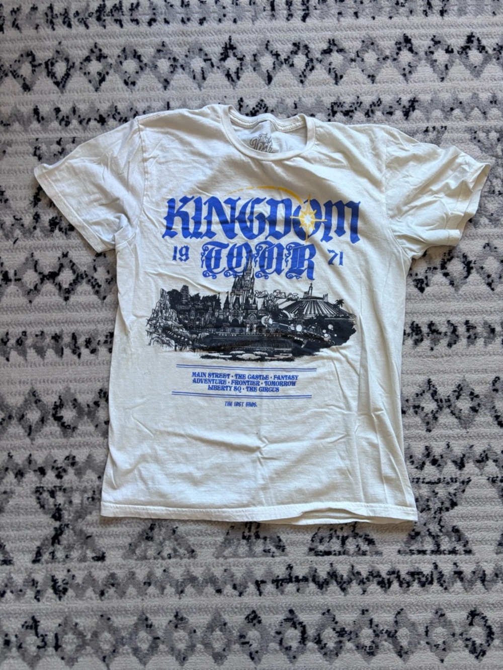 Lost Bros Kingdom Tour tshirt